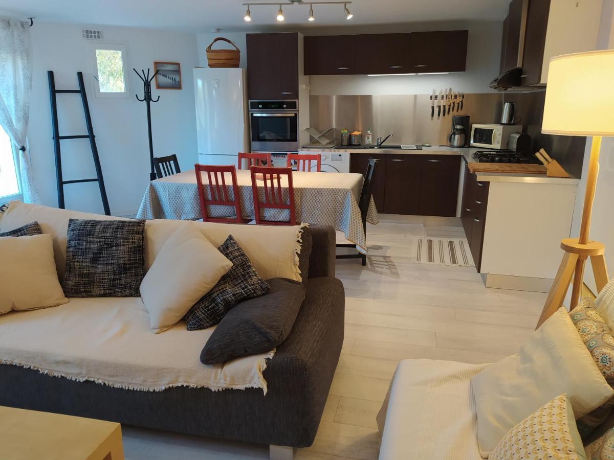 Les Mondes - Appartement Bas De Maison アンシュエス・ラ・ルドンヌ エクステリア 写真