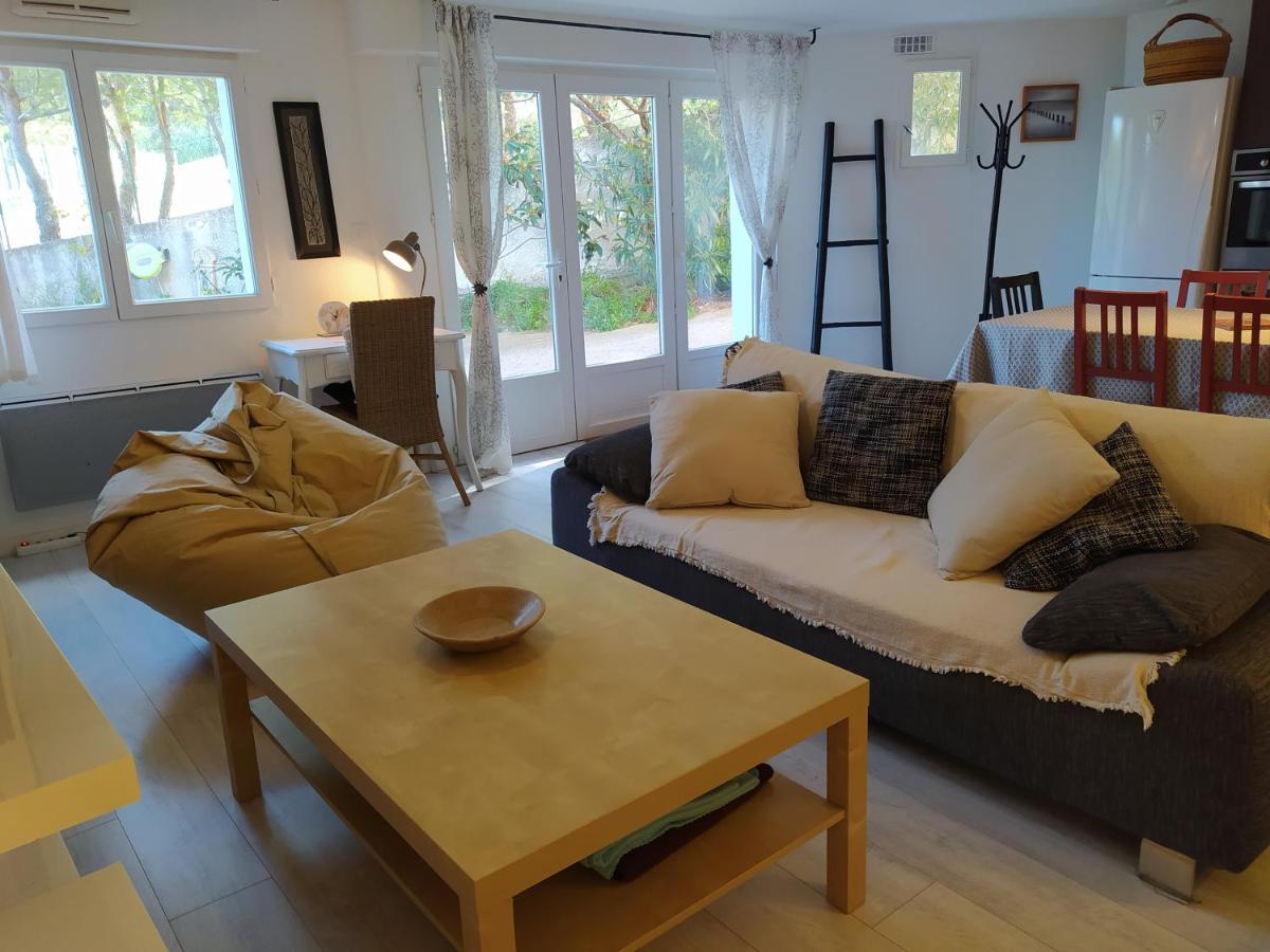 Les Mondes - Appartement Bas De Maison アンシュエス・ラ・ルドンヌ エクステリア 写真