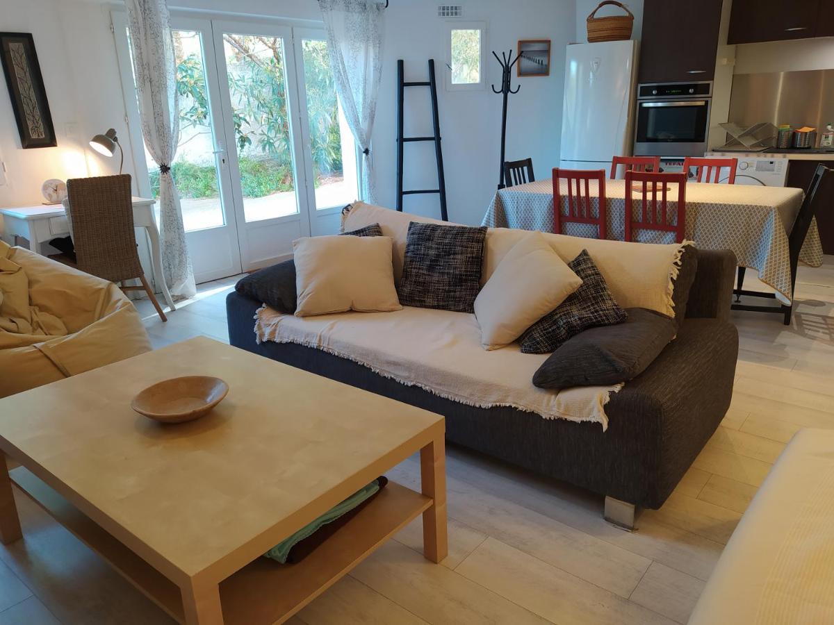 Les Mondes - Appartement Bas De Maison アンシュエス・ラ・ルドンヌ エクステリア 写真